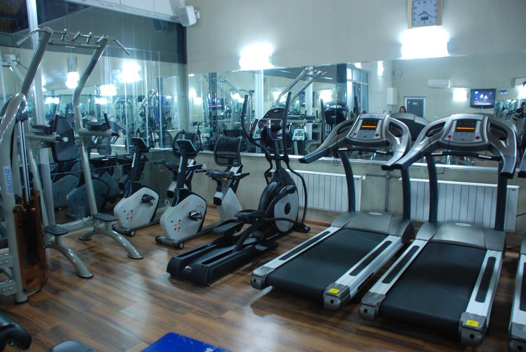 קארס Grand Ani Hotel מראה חיצוני תמונה