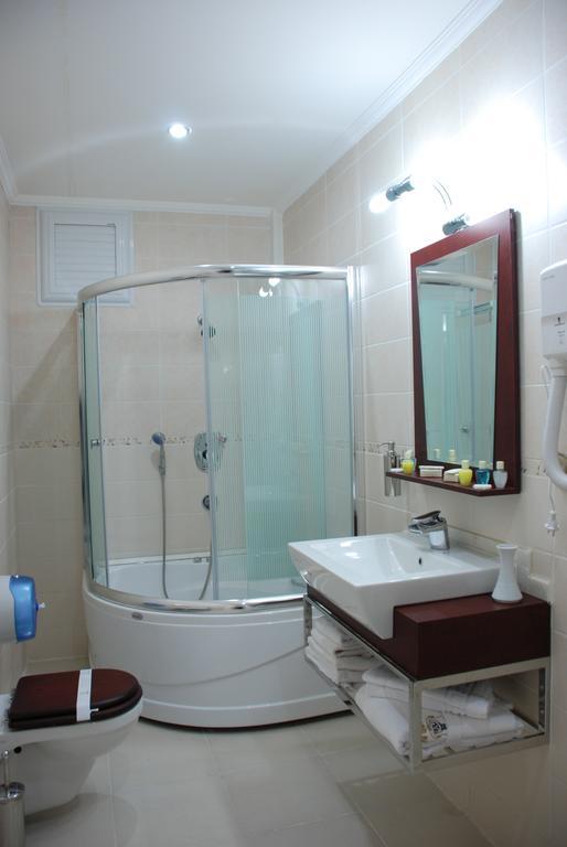 קארס Grand Ani Hotel מראה חיצוני תמונה