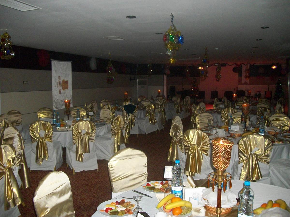 קארס Grand Ani Hotel מראה חיצוני תמונה